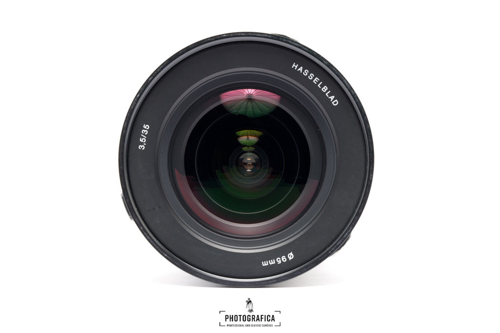 HASSELBLAD HC 35/3,5 (6810 exp.)