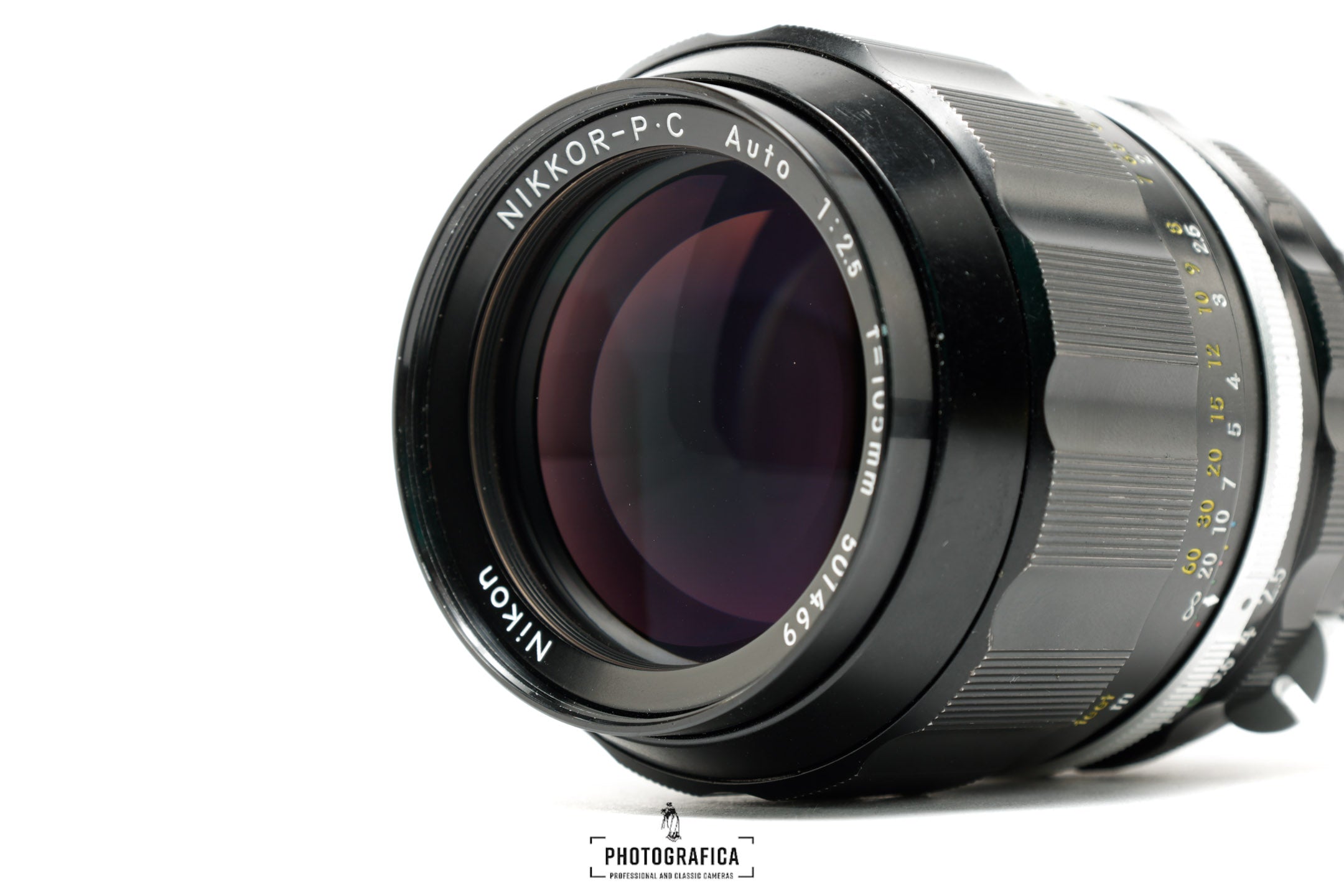 NIKKOR 105/2,5 NIKKOR-PC