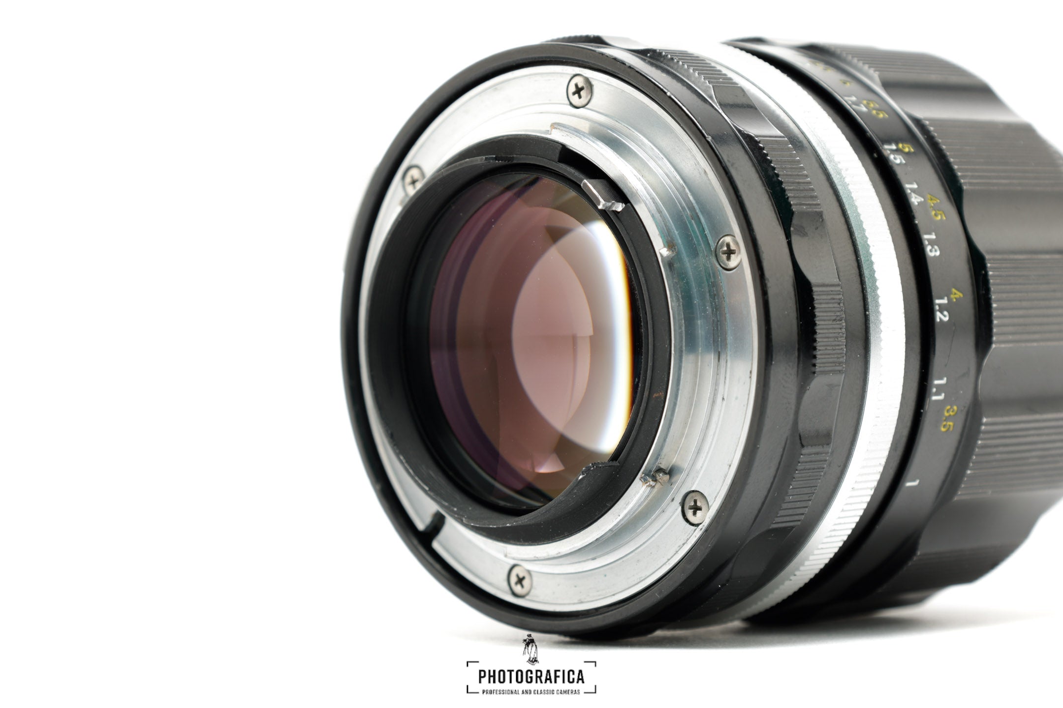 NIKKOR 105/2,5 NIKKOR-PC