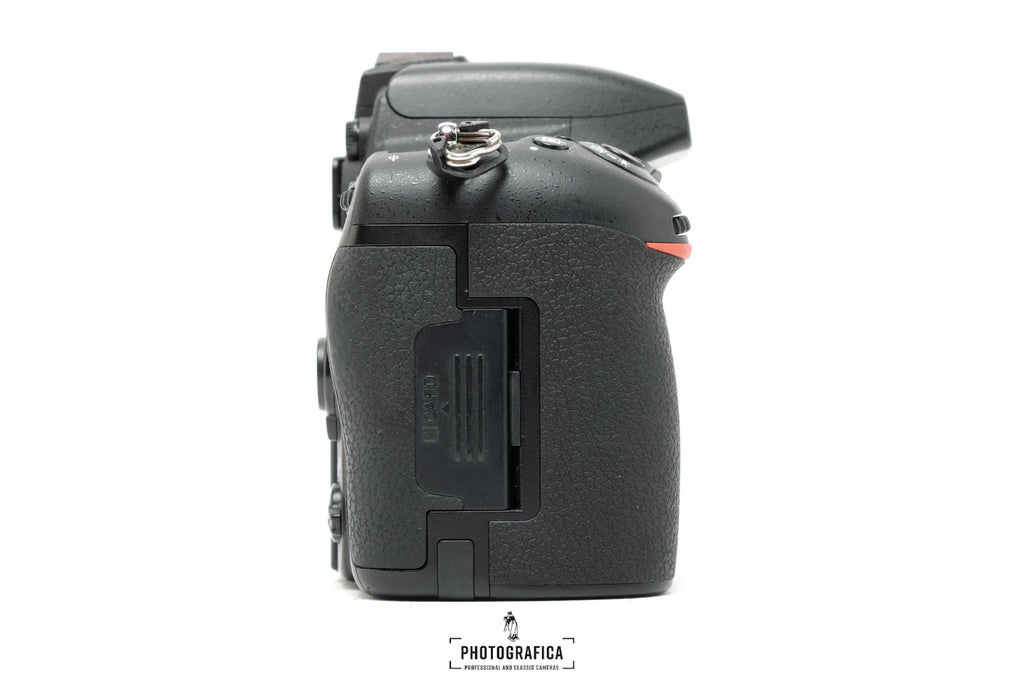 NIKON D750 (363.809 eksp.)