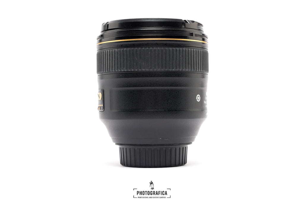 NIKKOR AFS 85/1,4 G + BOKS