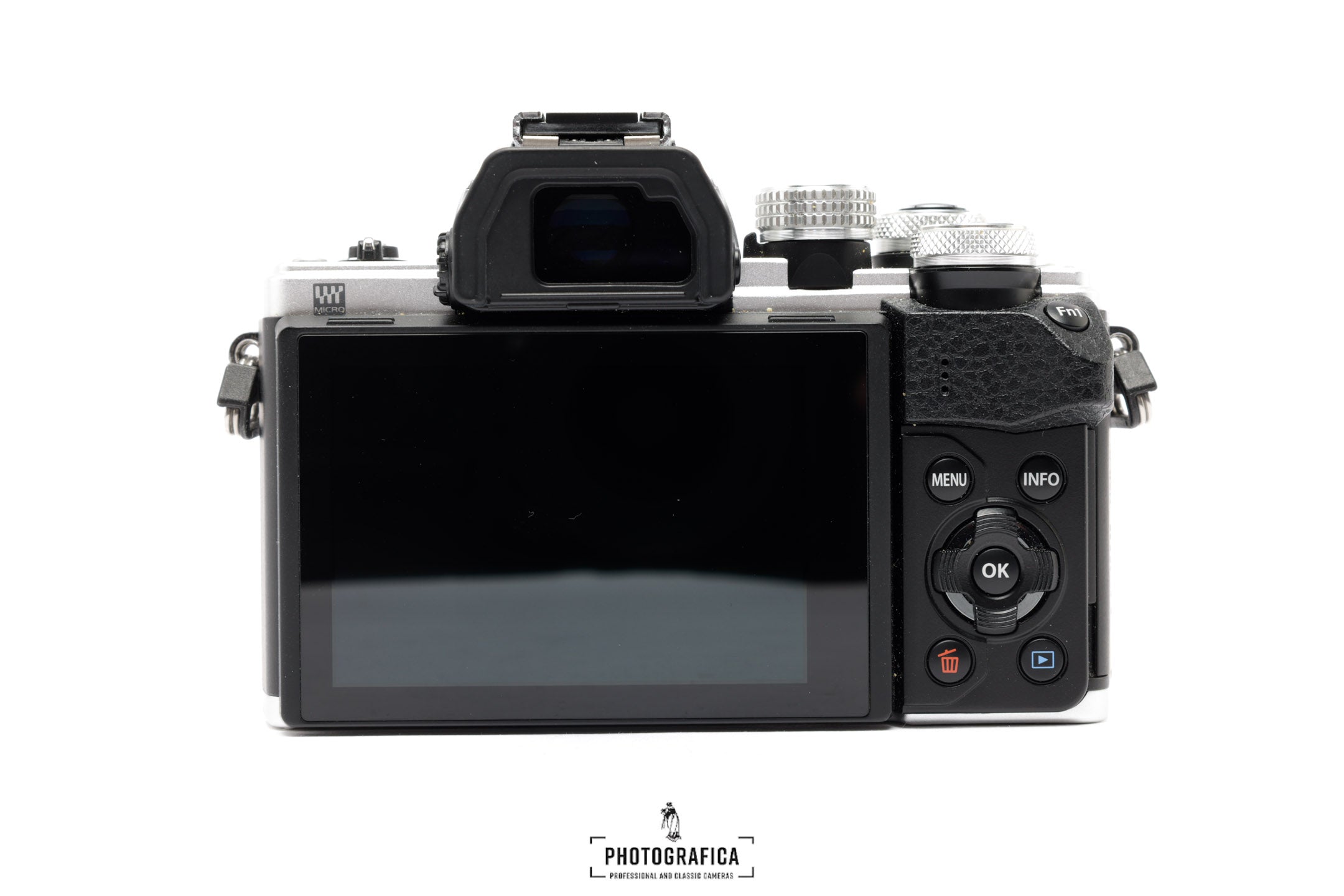OLYMPUS OM-D E-M10 MARK II SILVER 14-42 40-150 – Photografica