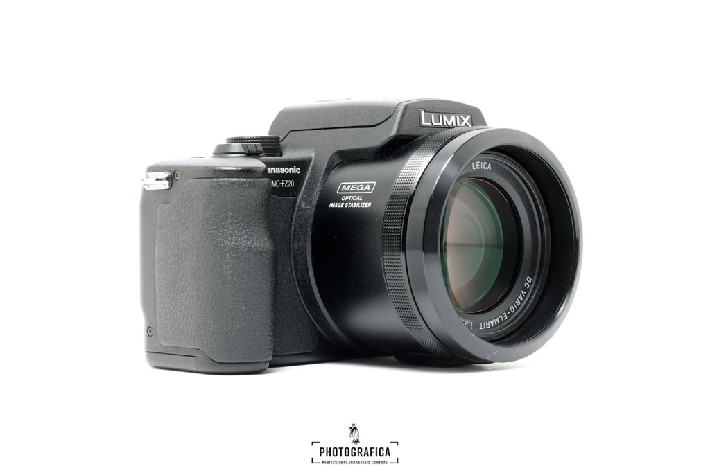 LUMIX DMC-FZ20