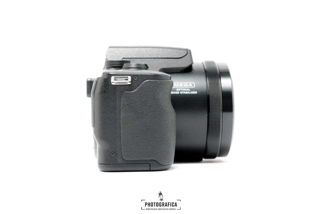LUMIX DMC-FZ20
