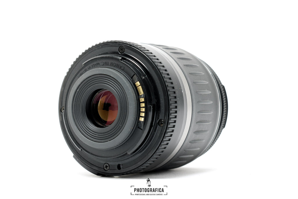CANON EF-S 18-55/3,5-5,6 (Fungus)