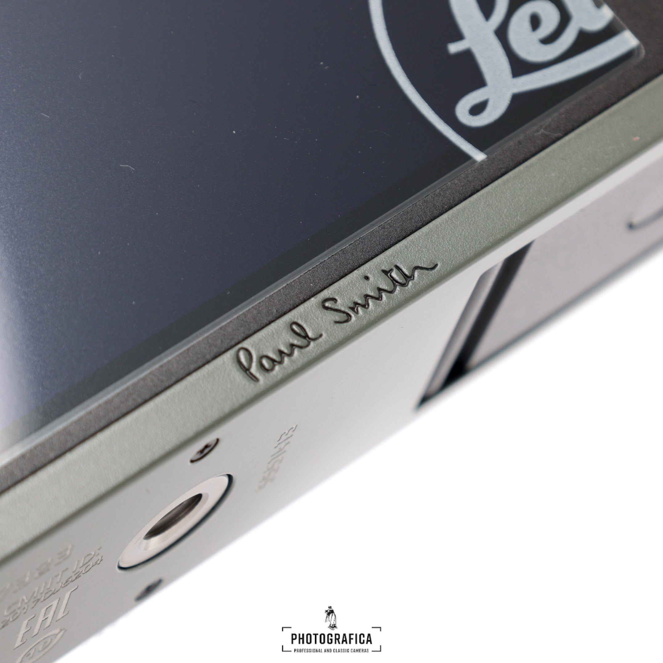 Leica CL " Edition Paul Smith"