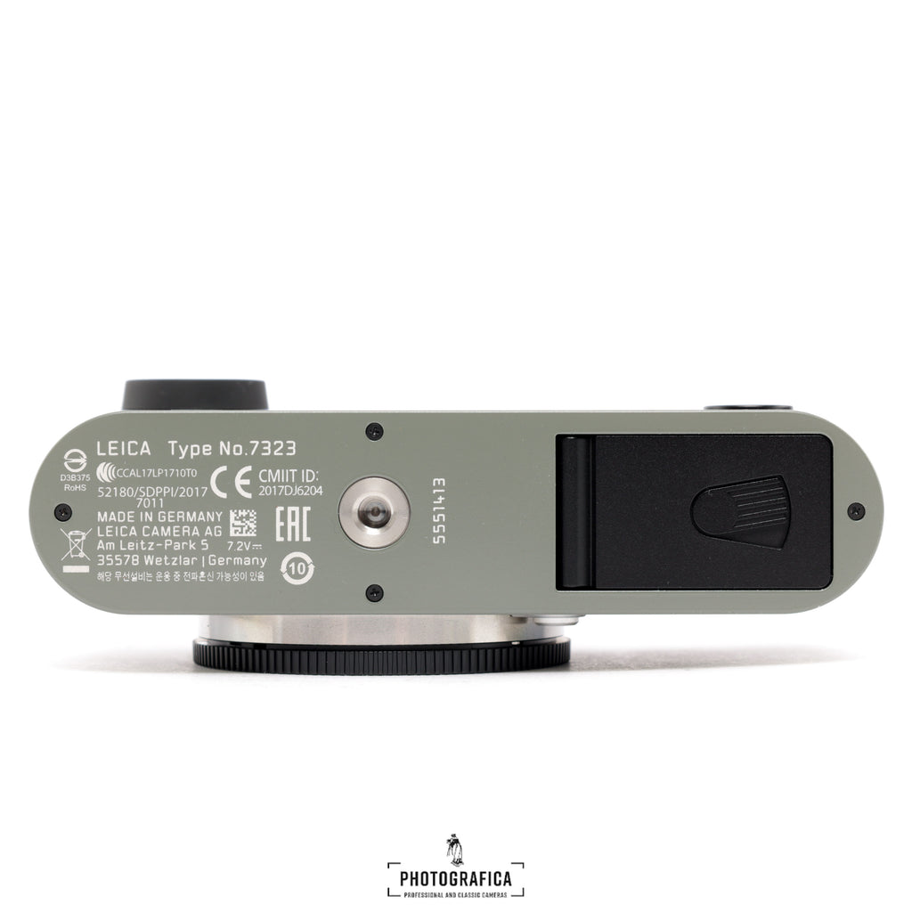 Leica CL " Edition Paul Smith"