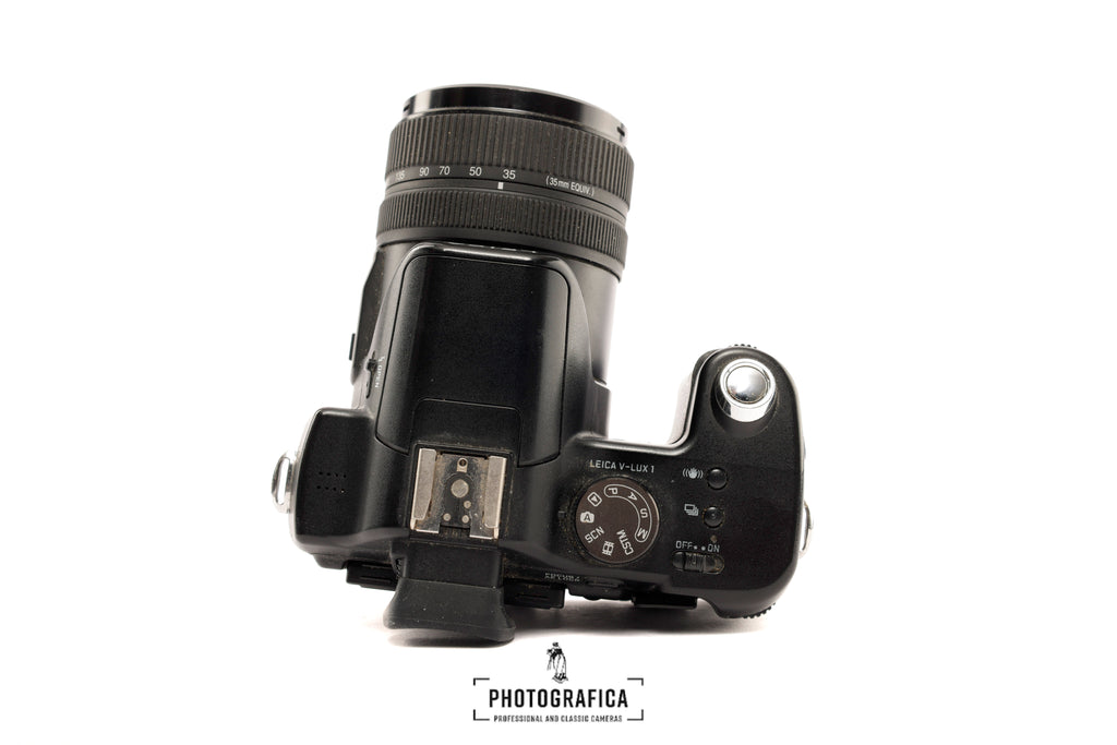LEICA V-LUX 1