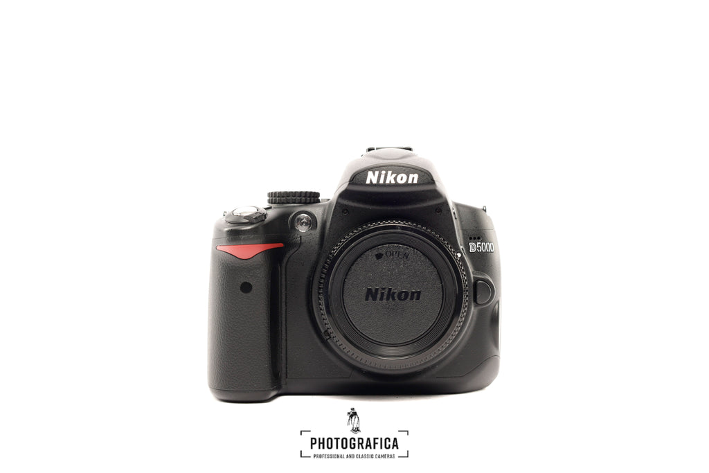 NIKON D5000