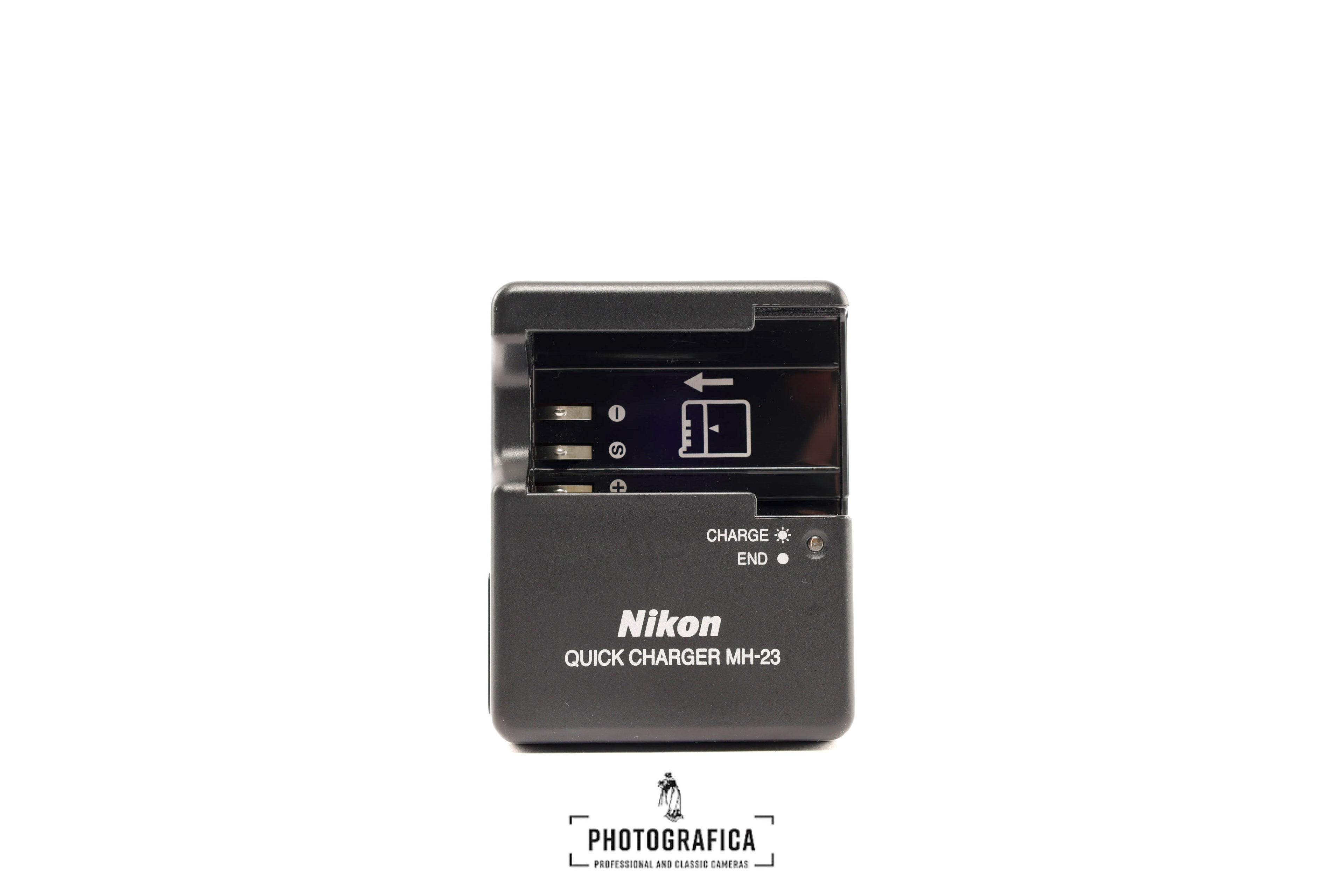 NIKON D5000