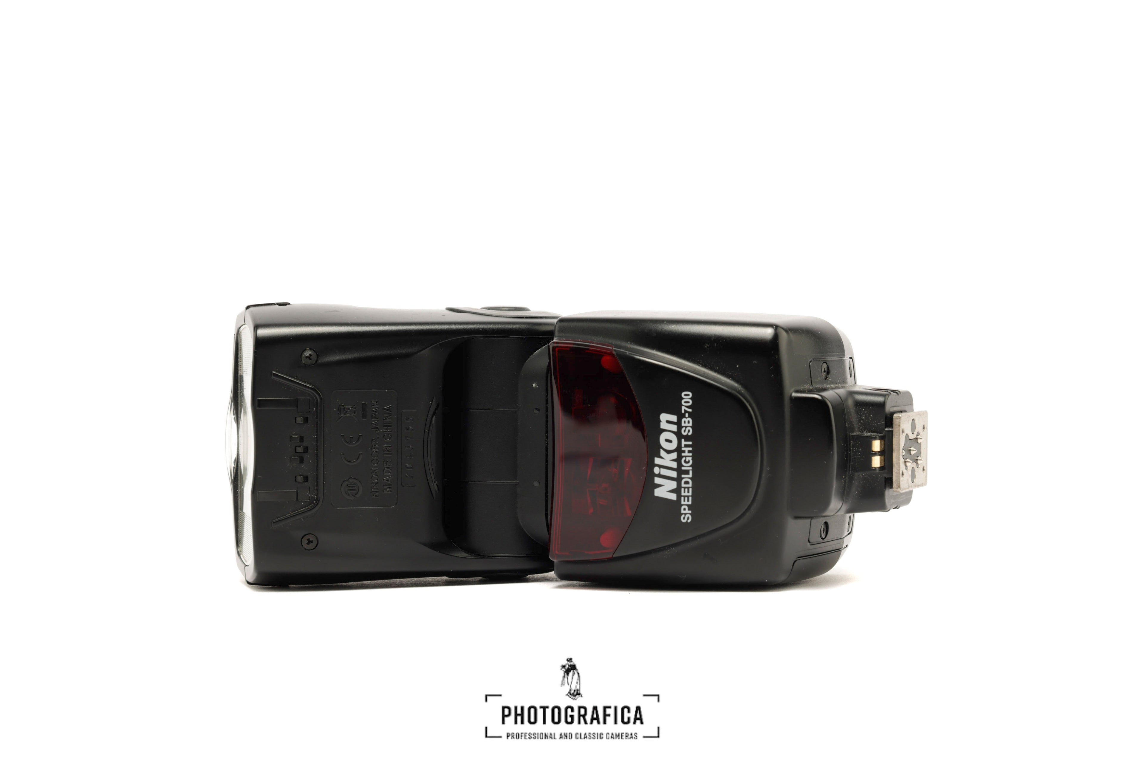 NIKON SPEEDLITE SB-700