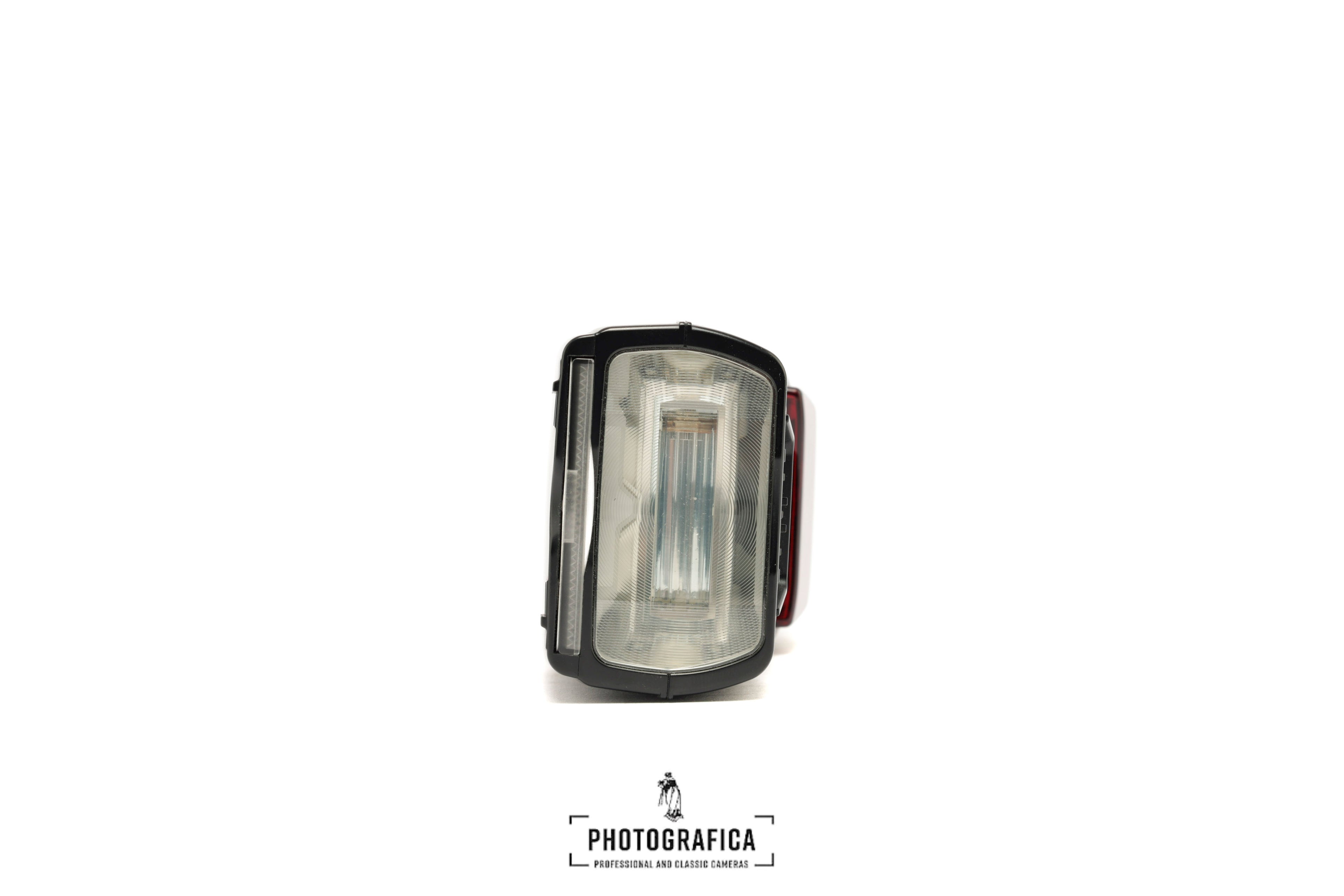 NIKON SPEEDLITE SB-700