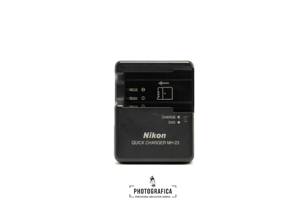 NIKON D5000
