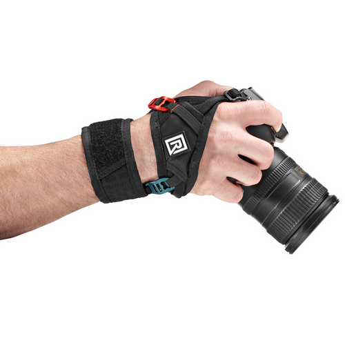 blackrapid-handstrap-breathe-2.jpg