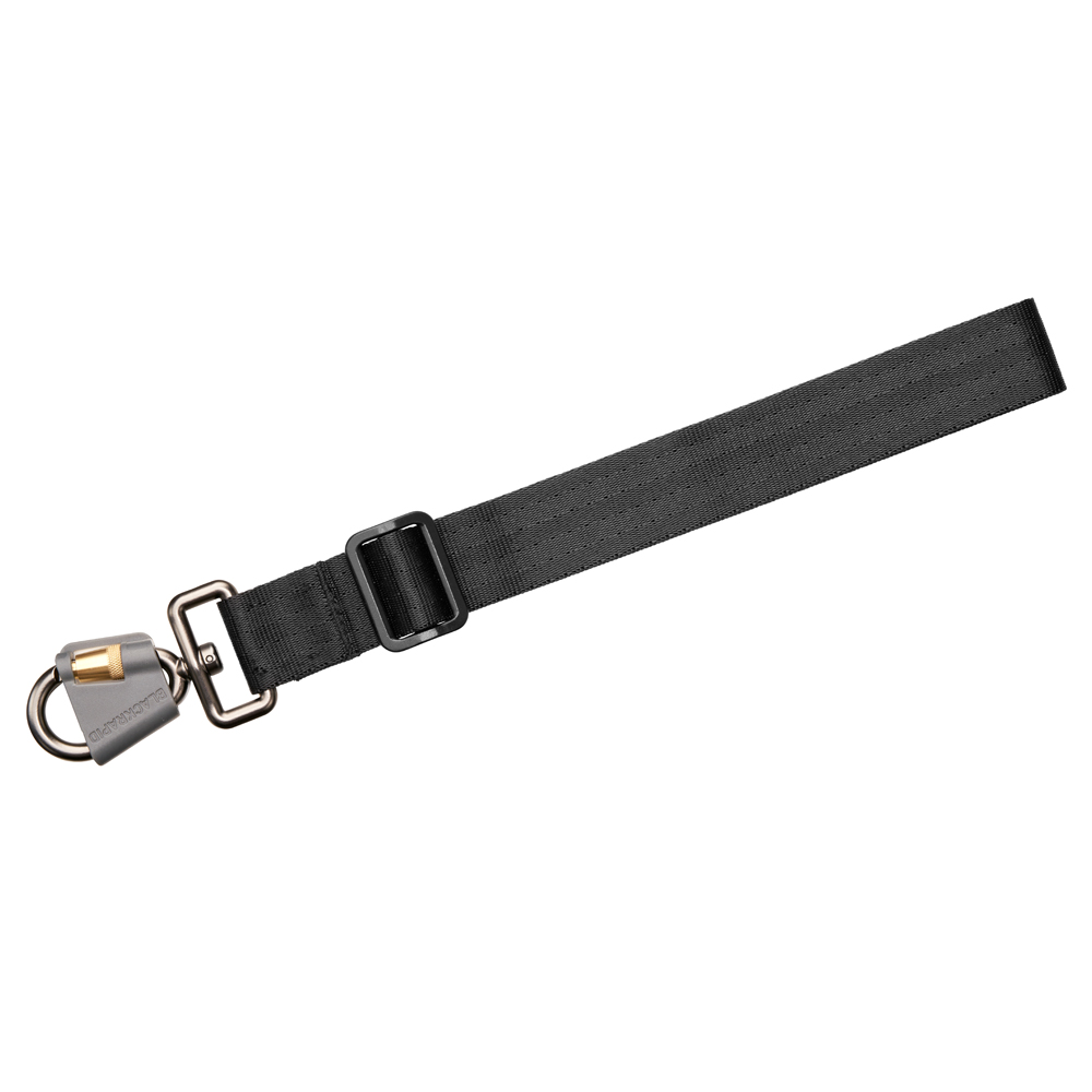 blackrapid-wrist-strap-breathe-2.jpg