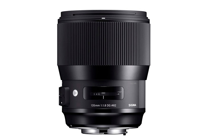 sigma-135-1,8-art-1.jpg