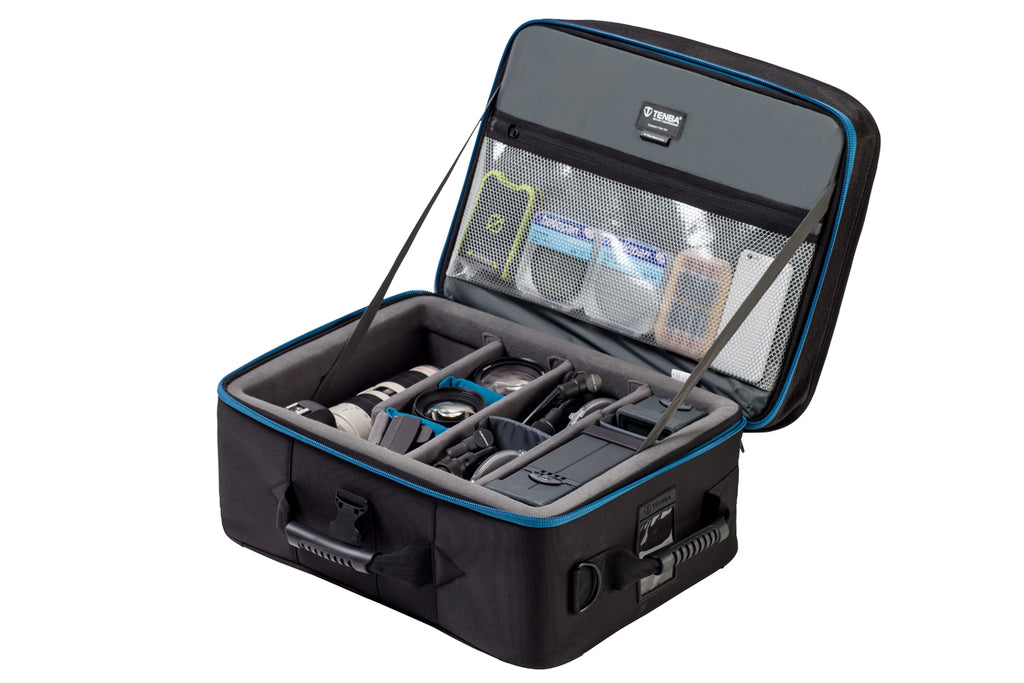 tenba-air-case-attache-2015-4.jpg